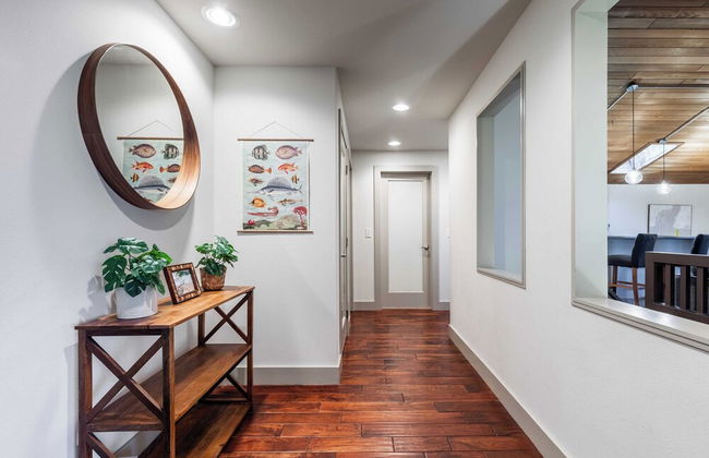 Windswept by Avantstay Water Views, Covered Deck, Walk to the Beach - Photo 7