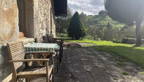Etxetxobarri, caserío independiente con vistas a la crestería de Anboto - Foto 3, Garden