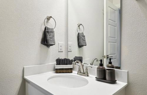 Brand New 5BD 4BA Luxury Vacation Home w Hot Tub - Foto 36