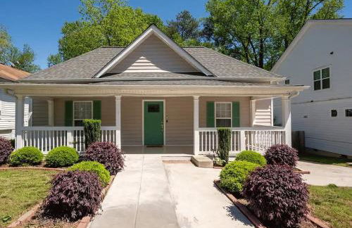 Modern 3-bedroom, big fence yard, Pets stay free - Foto 76