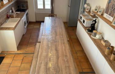 Maison familiale, 13 lits, 3 SDB, parking gratuit, jardin, terrasse - Foto 1