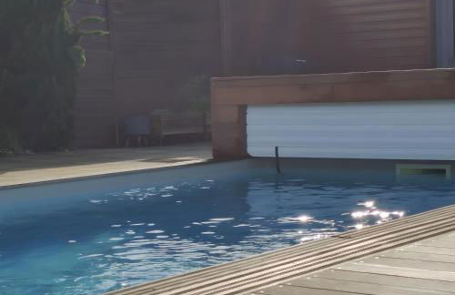 Maison indépendante avec piscine et jardin à Mérignac, à 15 min du centre de Bordeaux - Foto 3