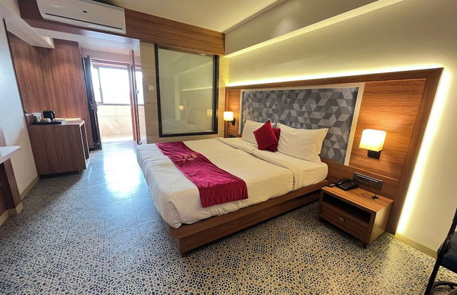 The Saroja Grand Villa Resorts - Photo 12