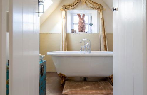 Thimble Cottage - Photo 17