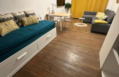 PARIS-MONTROUGE Magnifique Studio Appartement de 35m2 - très cosy pour 1 à 6 personnes refait à neuf - ENTIRE APARTMENT LUXIRIOUS AND WARM - Montrouge Paris 14ème - Proche Aéroport Orly & Parc Expositions Porte de Versailles FREE WIFI GRATUIT - Foto 61