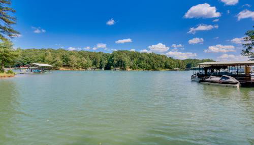 Lakefront Fair Play Vacation Rental, Pets Welcome! - Foto 2