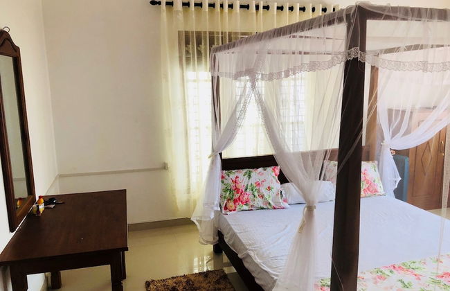 Padmi Villa - Photo 3