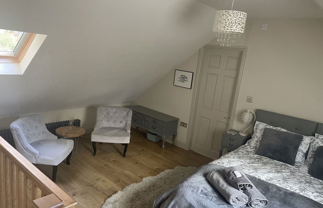 Cotswold Lodge - Photo 8