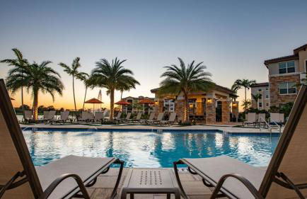 Blueground Miramar pool nr CB Smith Park MIA-156 - Foto 25