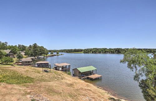 House with Dock and Slide Situated on Lake Sinclair! - Foto 27