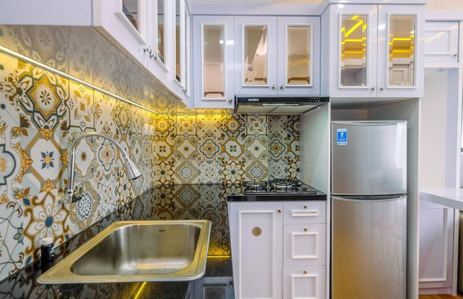 Fancy and Nice 2BR Apartment at Podomoro Golf View - Photo 8