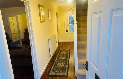 Detached 4 Bed Family Home - Foto 3