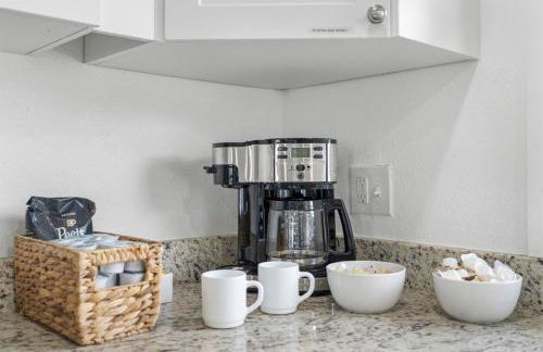 Amazing Mid Century Coastal, Heated Pool, Beaches - Foto 18