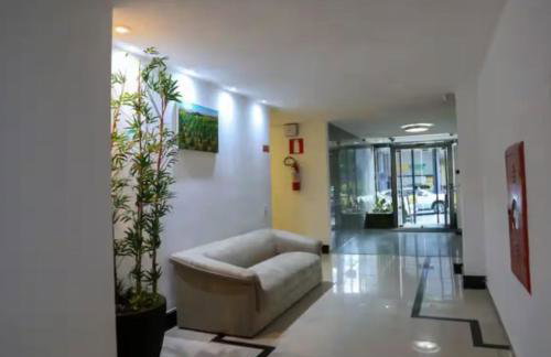 01 - ESTÚDIO MODERNO com Área privativa, Wi-Fi veloz, TV smart, Vaga de garagem, Cozinha completa, próximo a Skema School - Foto 4