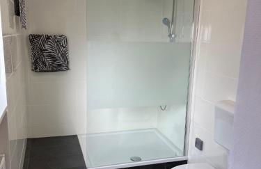 SUNRISE mit großer Terrasse und Weitblick - Photo 16