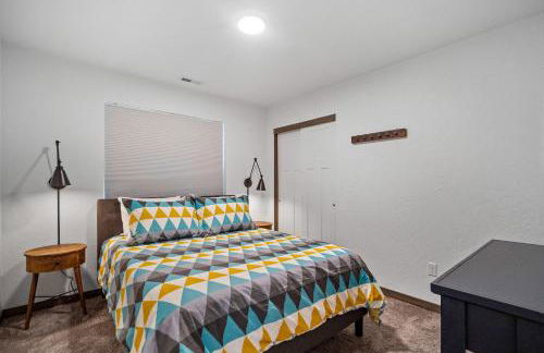 Elk Grove Getaway - Photo 22