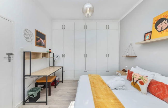 Modern and Stylish 2 BD House in Claremont - Foto 1