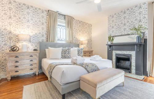 Notes of Southern Charm - Walkable to Food & Shops - Foto 47