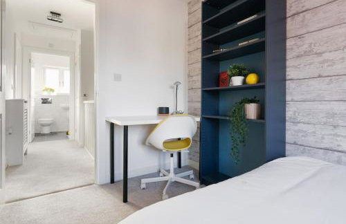 3 Bedroom House - Sleeps 8 - Driveway Parking - Foto 47