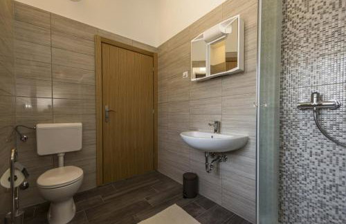 Spacious Four-Bedroom Villa Marija Kloštar - Foto 25