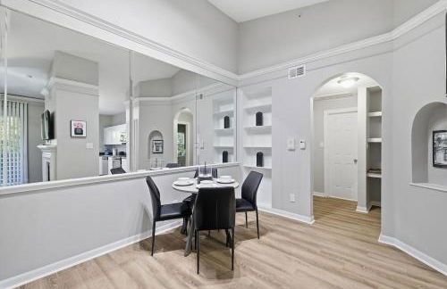 Stylish 1BR Suite with All the Comforts of Home - Photo 25