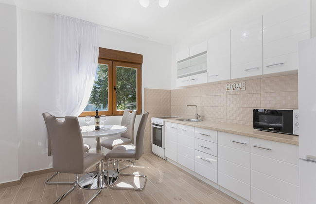 Muo Sea Front Apartments Kotor - Photo 9