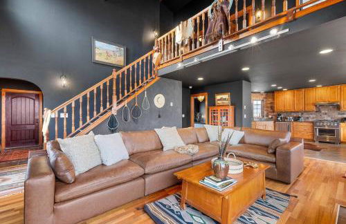 30 Miles to Yellowstone Hot Tub Game Room AC - Foto 38