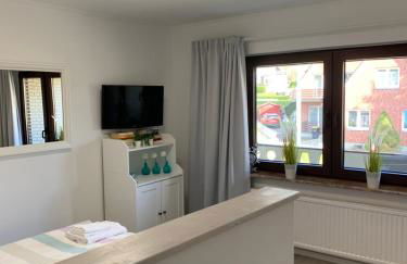 Labud 25 am Plöner See in Bosau - Foto 8