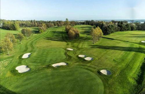 Family - Garden - Parking - WiFi - Sleeps 5 - Foto 15