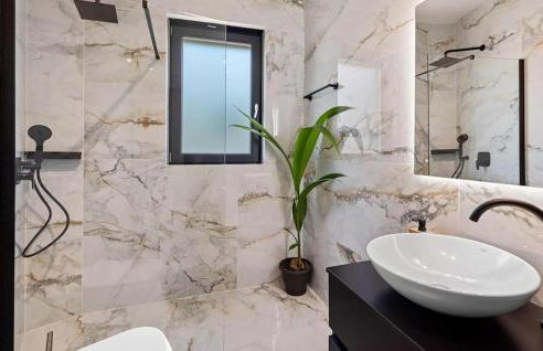 3 Bedroom Gorgeous Home In Sorici - Photo 34