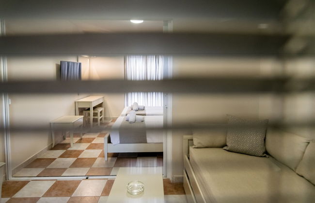 Ilios Hotel - Photo 11