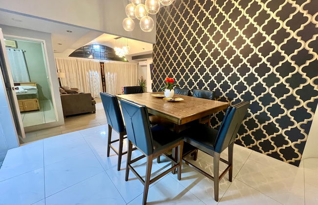 Pool and Jacuzzi Vacation Home - Foto 21