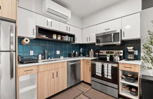 DT 2br 2bath Modern Apartment - Foto 5