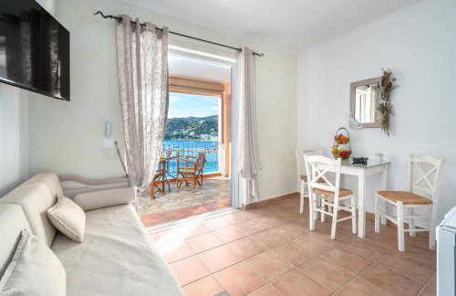 Niovi Seaview Apartments - Foto 29