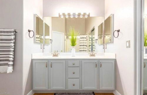 Cozy spacious house, pool heater, spa, firepit - Foto 10