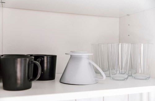 Komplett neu: 2-Zi zentral im Altbau. 24h-Checkin - Foto 2