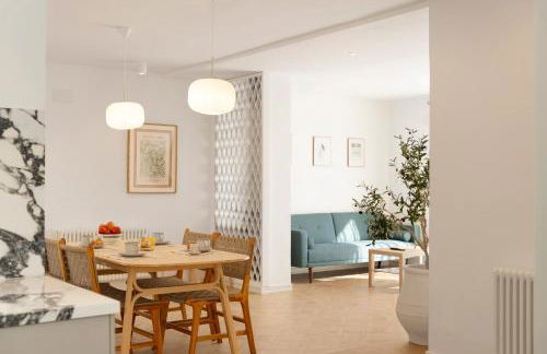 The Port House - Photo 1