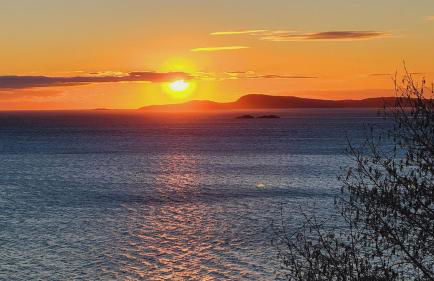 Sunny Island Cliff Side Views - Foto 45