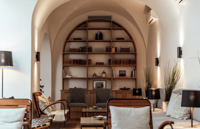 the salt townhouse - Photo 1