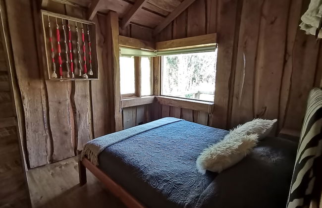 Wonderful Rustic Cabin 2, With Native Logs, on the Banks of the Trancura River - Foto 10