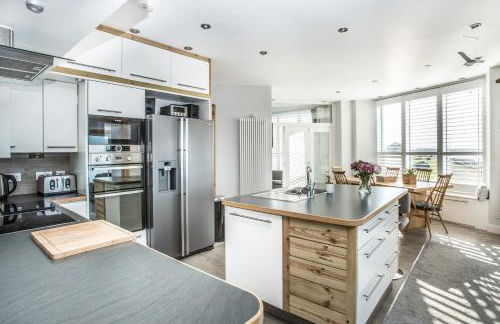 Ark at Anchor - Foto 22