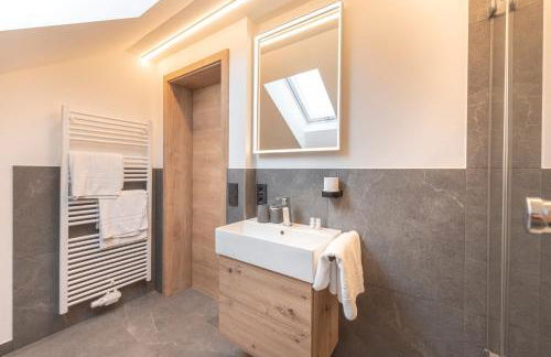 Pension BergMoment Ferienwohnungen oder Zimmer mit Frühstück - Foto 25