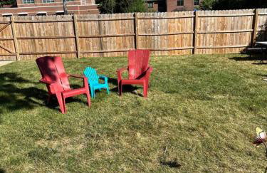 New updated Apt Half A Mile to Downtown Libertyville - Foto 19