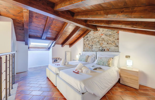 Incanto Sul Lago Pied Dans L' Eau - Foto 8