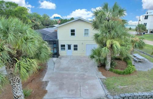 Pet-Friendly Bay View Home w/ Screened Pool Near Lighthouse - Foto 36
