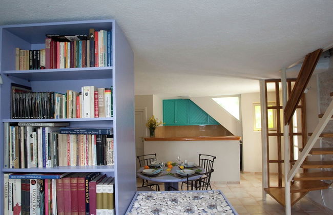 Beautiful Holiday Home on the Island Brac, With the Sea and a Small Beach in Front of the Door - Foto 10