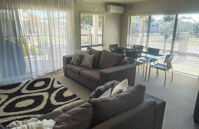 Ocean Breeze Resort - Photo 20