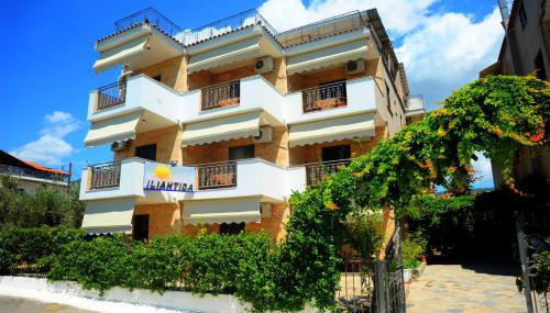 Iliahtida Apartments - Foto 2, Garden, Lobby or reception