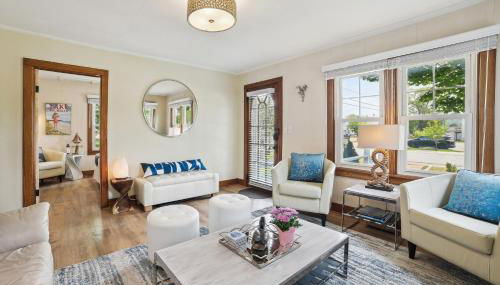 Boyne City Cottage Walk to Downtown and Lake! - Foto 5