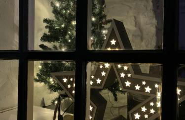 Cottage - Sleeps 6 - Pet Friendly - Patio - Foto 32